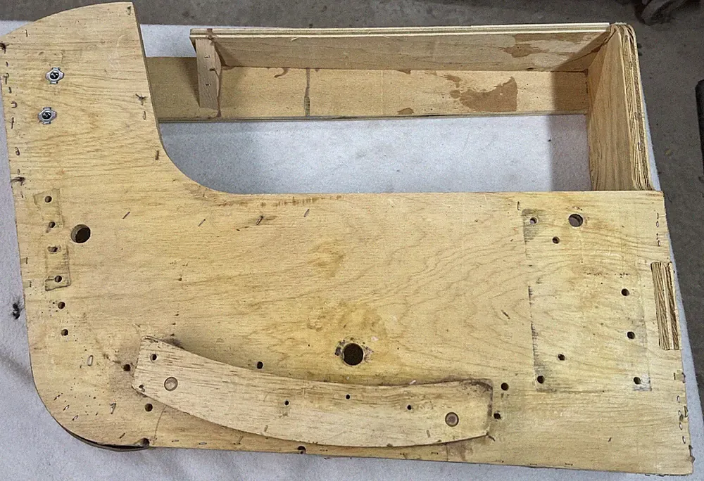 La-Z-Boy - Lazy Boy - Chair Recliner - Panel - Armrest Wood Frame - Left Side